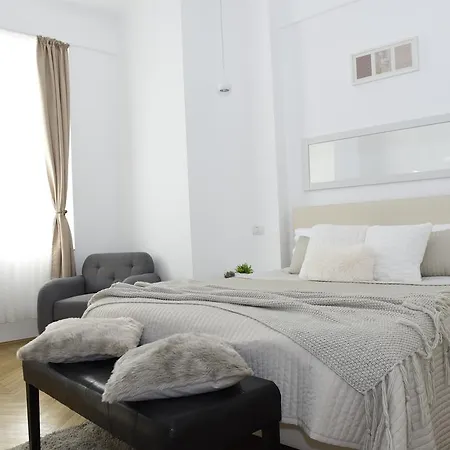 Metropole - Kogalniceanu Apartment *