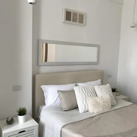 Metropole - Kogalniceanu Apartment Bucharest